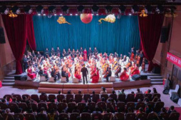 重慶兩江影視城舉辦“百年征程波瀾壯闊,百年初心歷久彌堅”主題音樂會