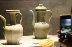 浙江省博物館舉辦龍泉青瓷制釉技藝古今對比展